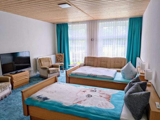 Schlafzimmer 2